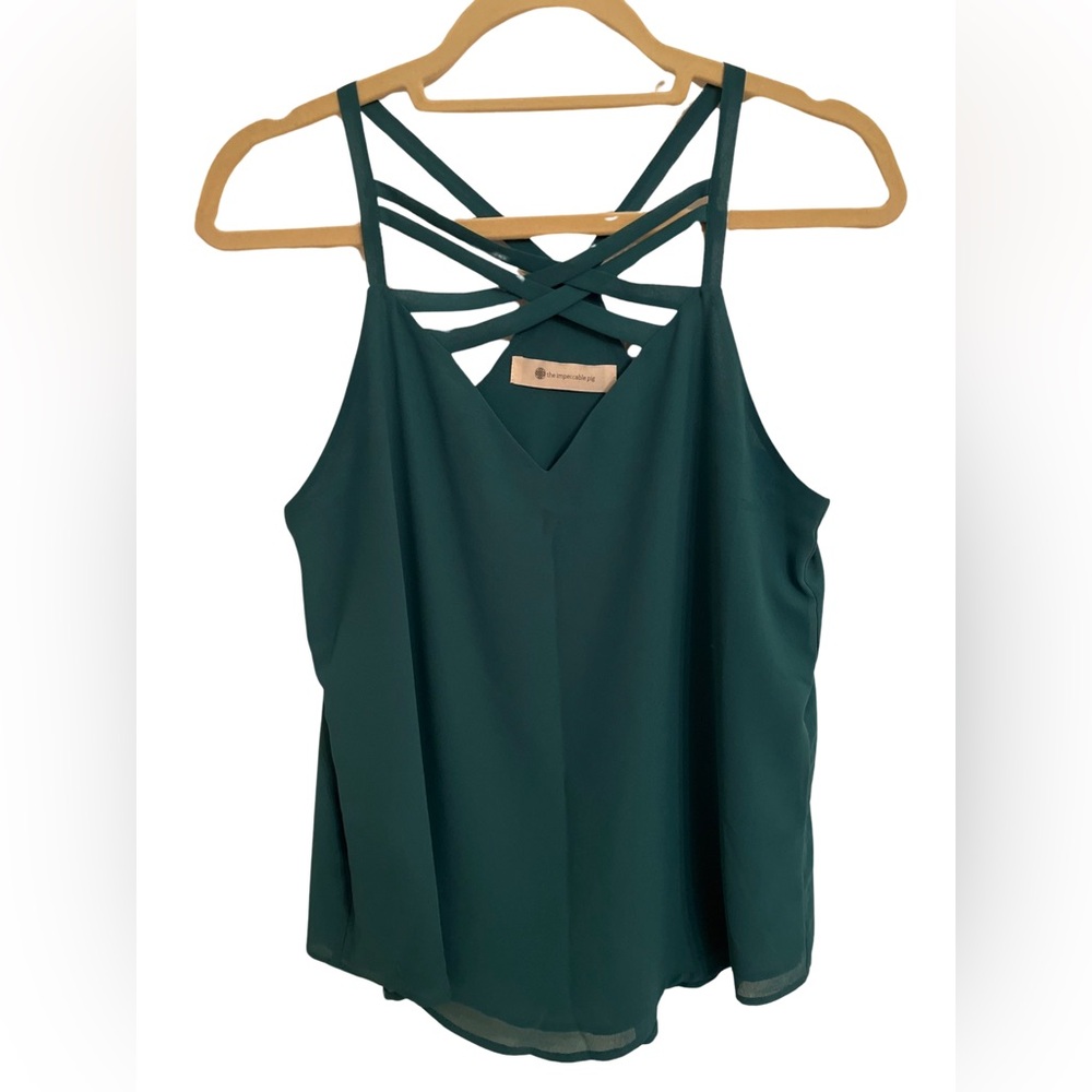Impeccable Pig teal tank size M
